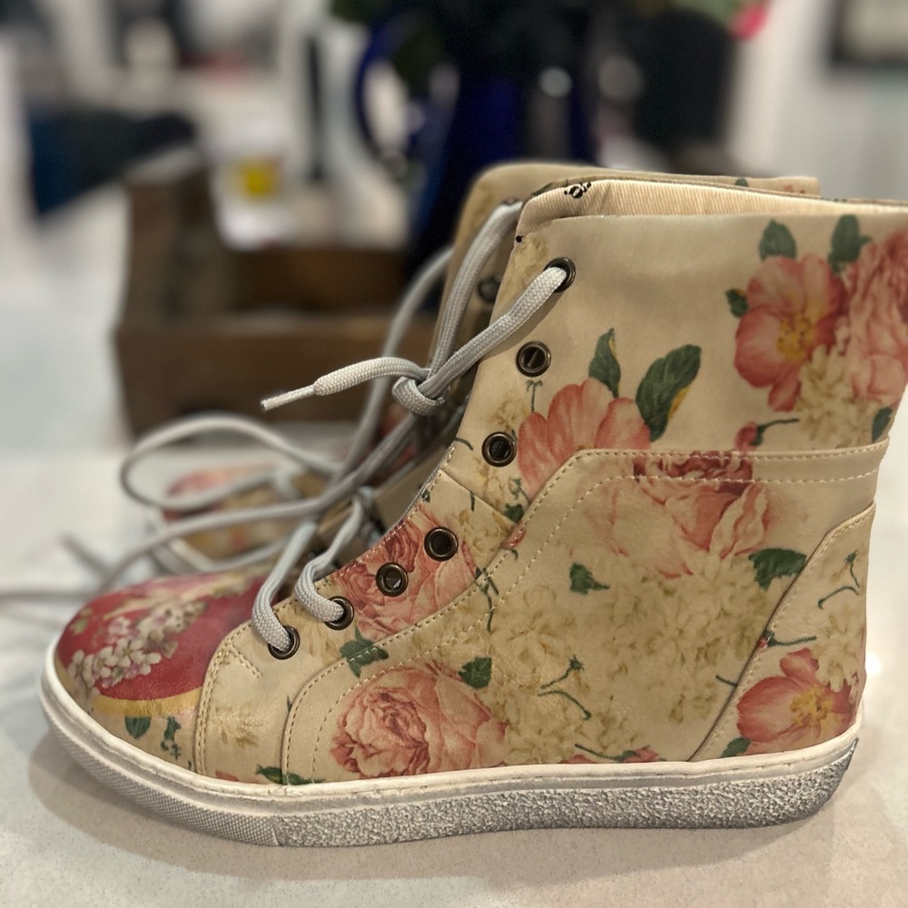 Women's Cream Floral High-Top Sneakers with Pink Rose Print